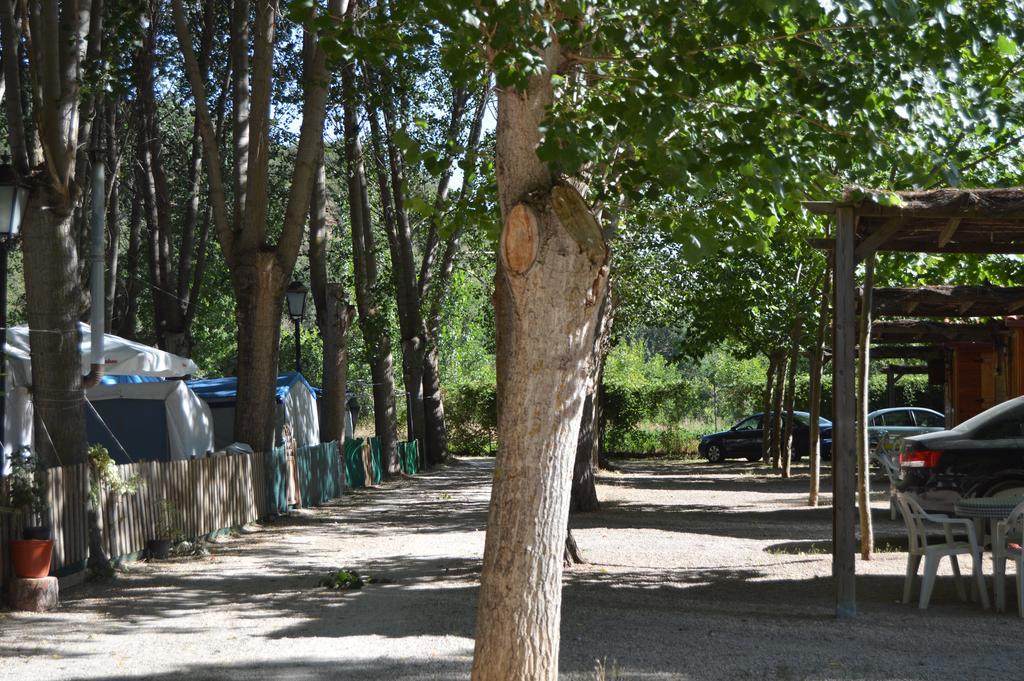 Cabanas Camping Sierra De Penascosa Dış mekan fotoğraf