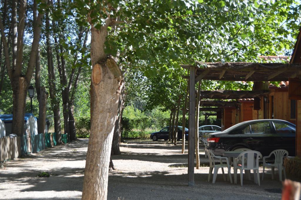 Cabanas Camping Sierra De Penascosa Dış mekan fotoğraf